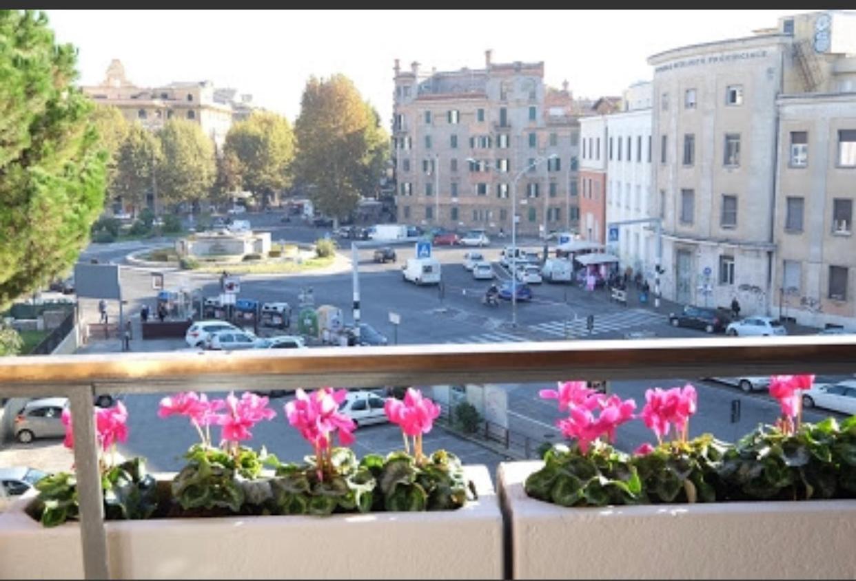 Fiore Vaticano B&B Roma Exterior foto